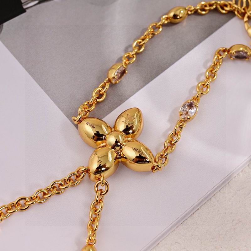 LV Bracelet 04yxh26 (4)