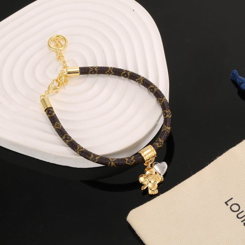 LV Bracelet 04yxh27 (6)