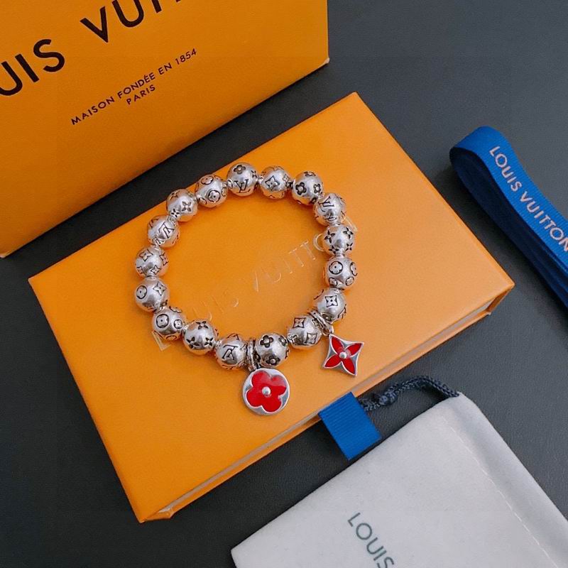 LV Bracelet 04yxh32 (3)