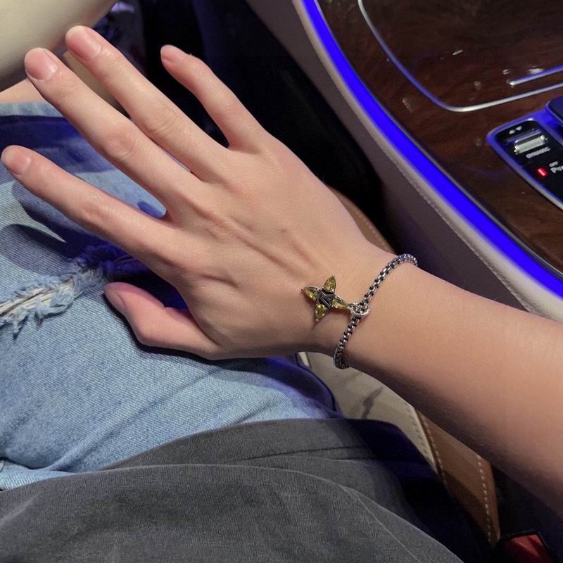 LV Bracelet 04yxh32 (4)
