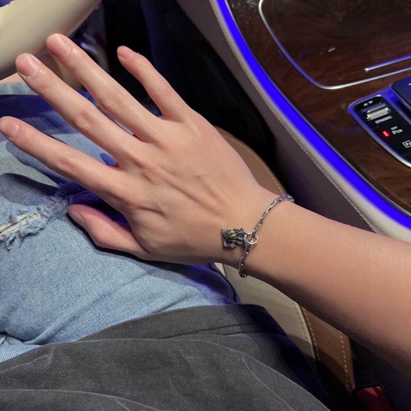 LV Bracelet 04yxh33 (4)