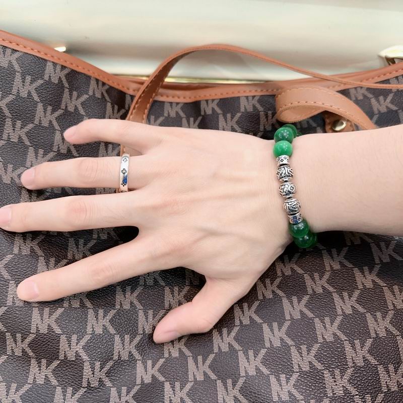 LV Bracelet 04yxh34 (5)