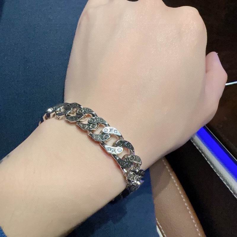 LV Bracelet 04yxh34 (8)