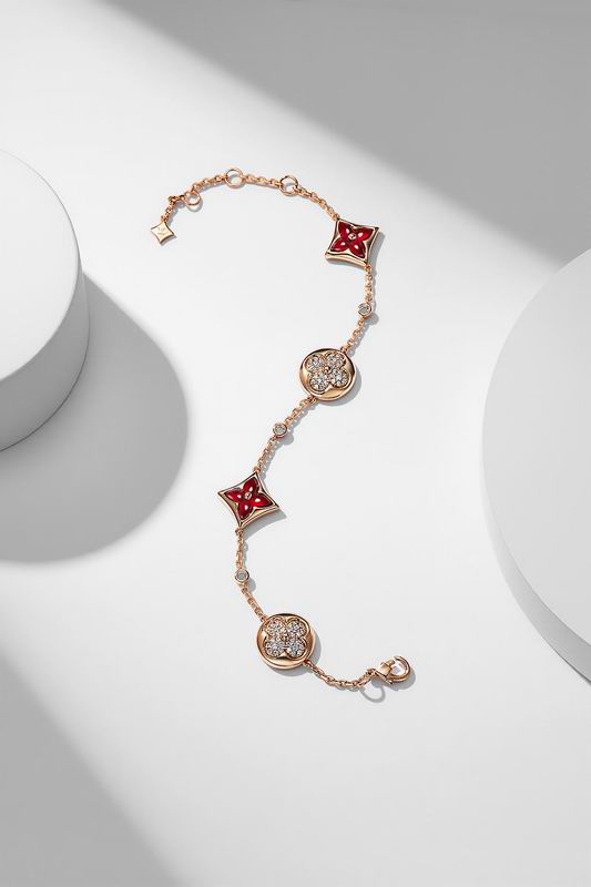 LV Bracelet 04yxh39 (4)