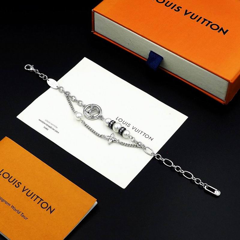 LV Bracelet 04yxh42 (2)