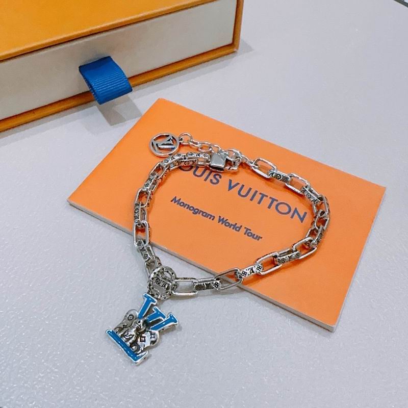 LV Bracelet 04yxh45 (1)