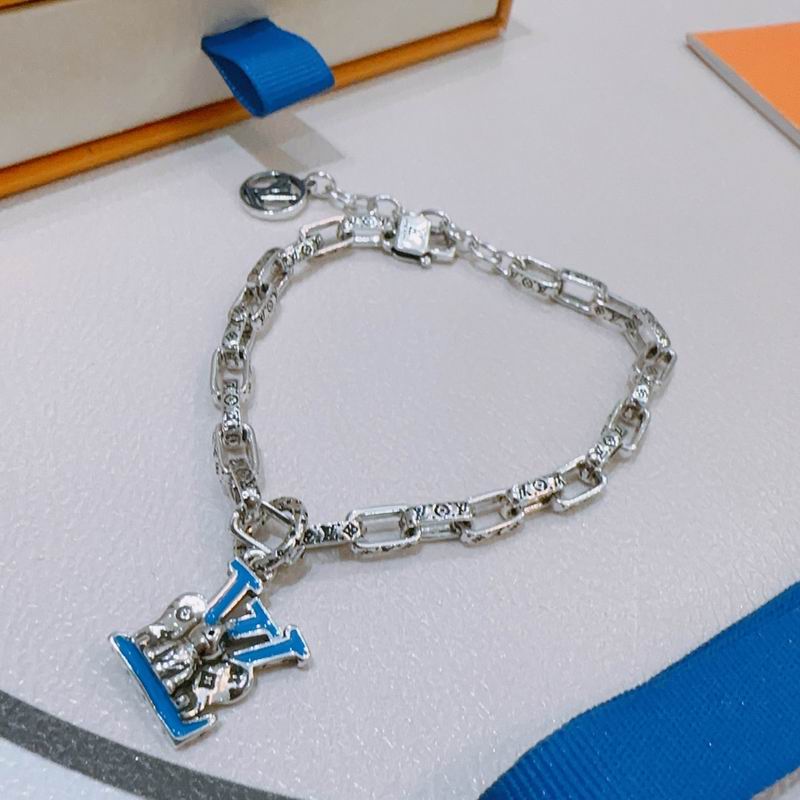 LV Bracelet 04yxh45 (5)