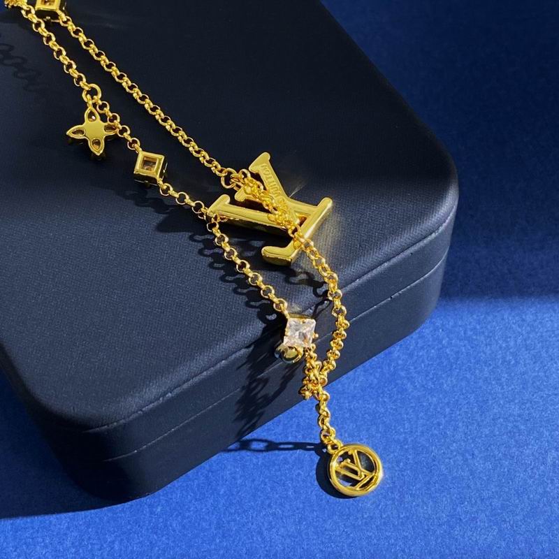 LV Bracelet 04yxh46 (3)