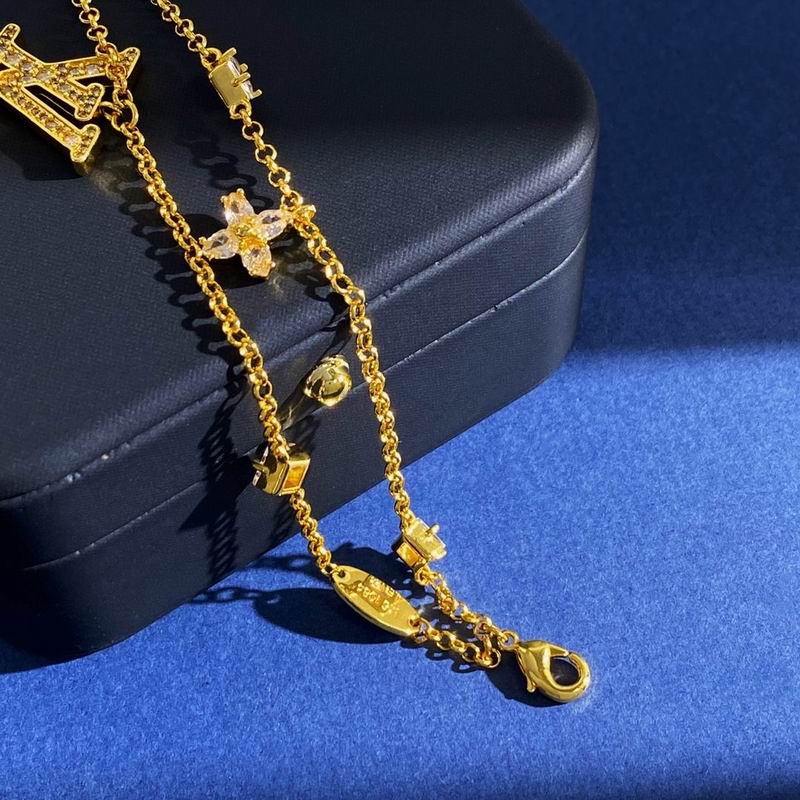 LV Bracelet 04yxh46 (6)