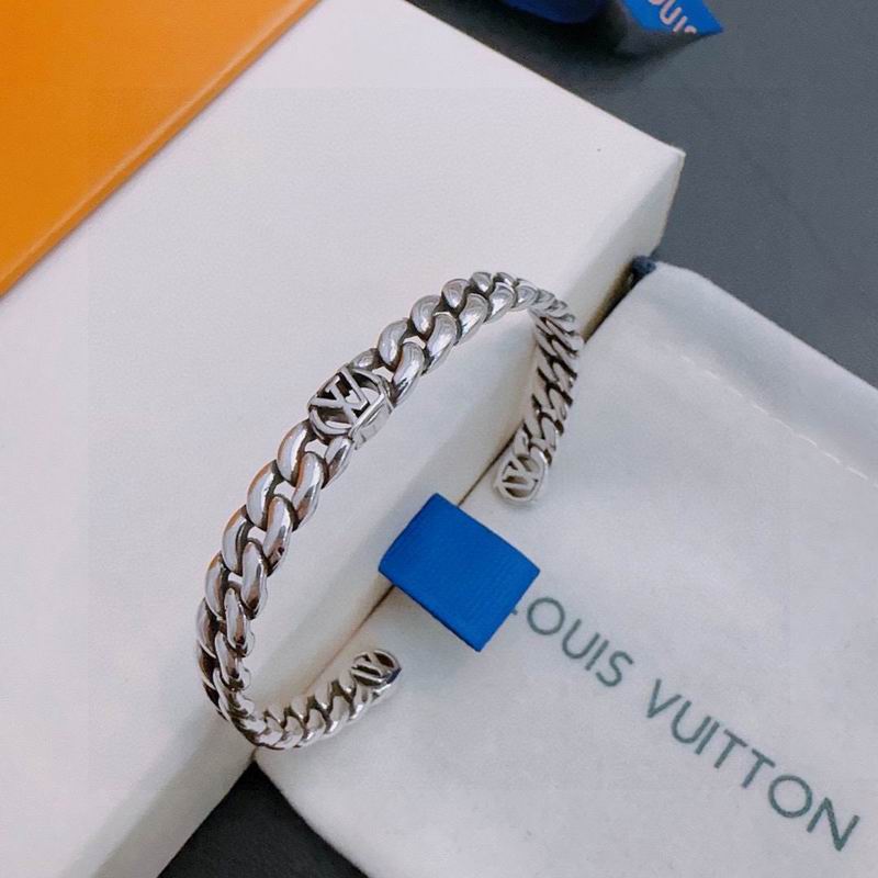 LV Bracelet 04yxh51 (6)