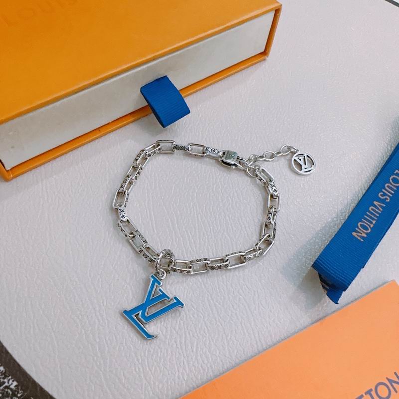 LV Bracelet 04yxh55 (3)