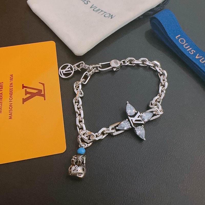 LV Bracelet 04yxh59 (5)