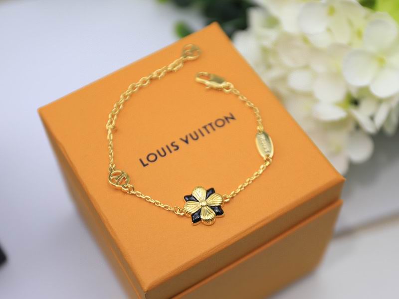 LV Bracelet 04yxh60 (3)