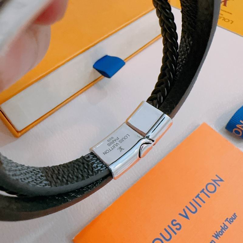 LV Bracelet 04yxh65 (3)