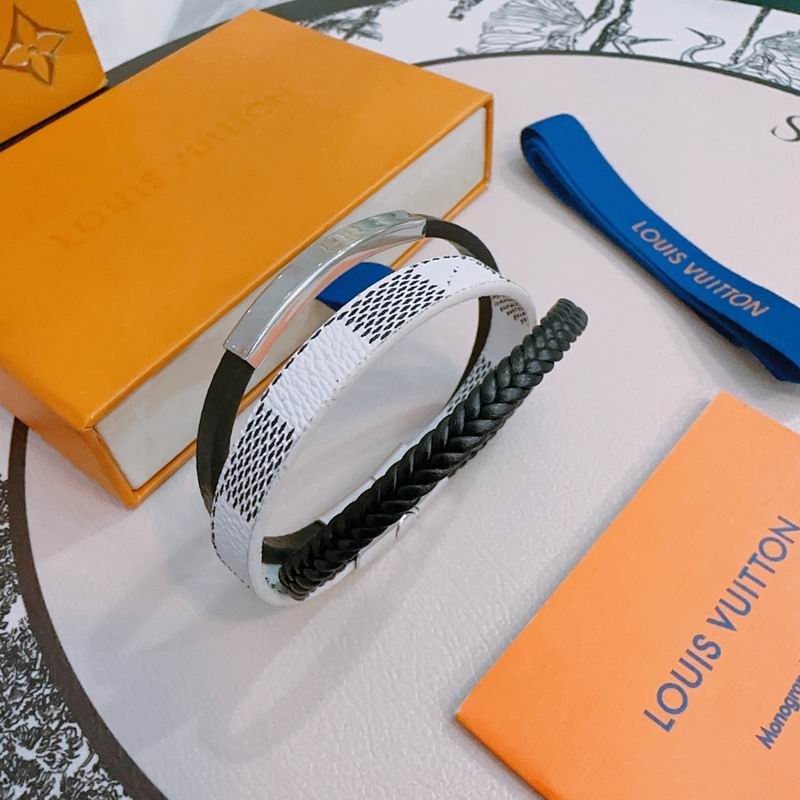 LV Bracelet 04yxh66 (3)