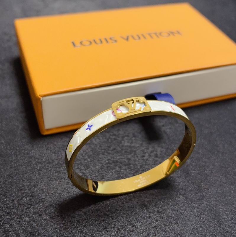 LV Bracelet 04yxh68 (7)