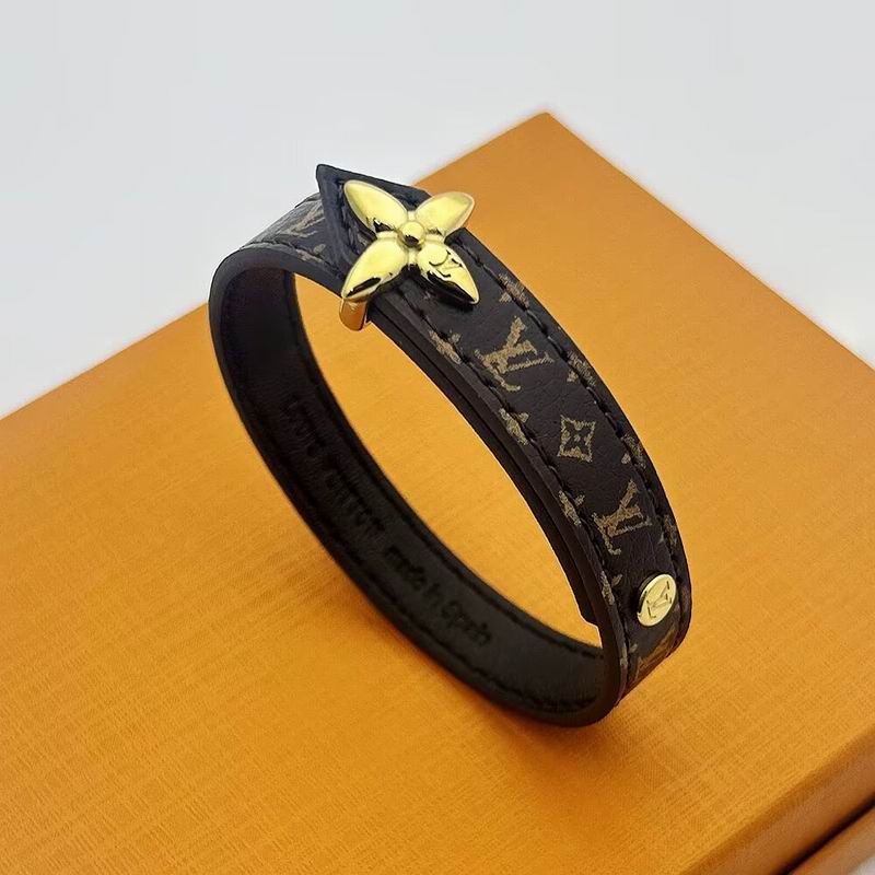 LV Bracelet 04yxh80 (6)