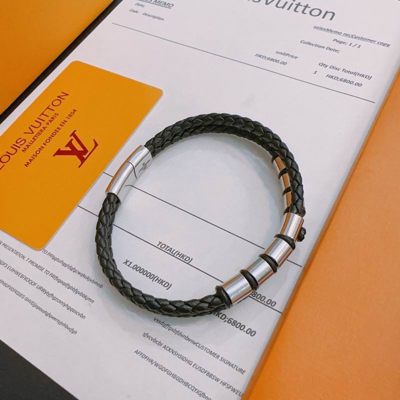 LV Bracelet 04yxh86 (7)
