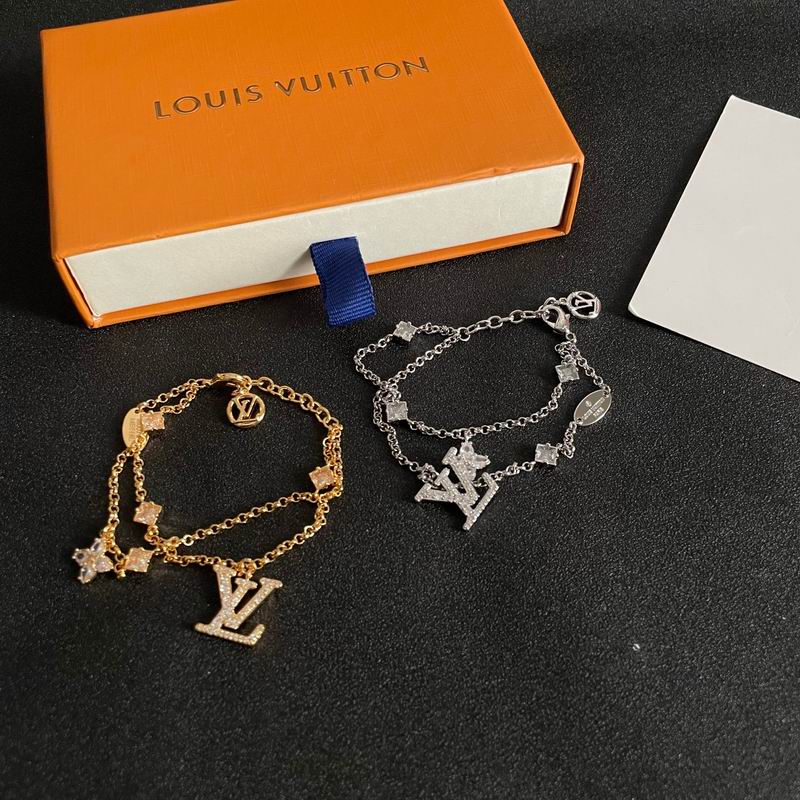 LV Bracelet 04yxh88 (7)