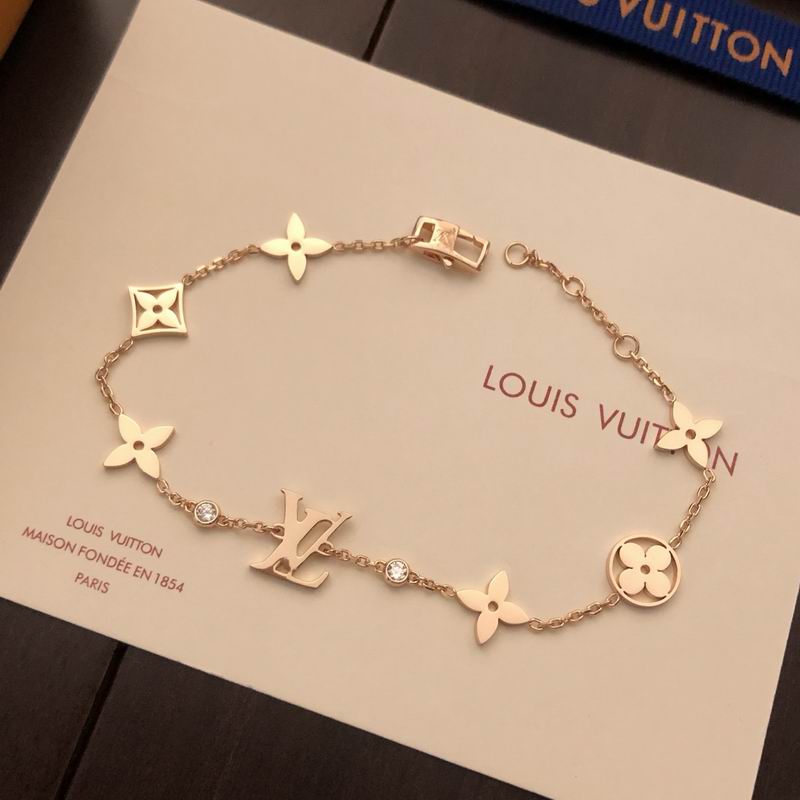 LV Bracelet 04yxh89 (3)