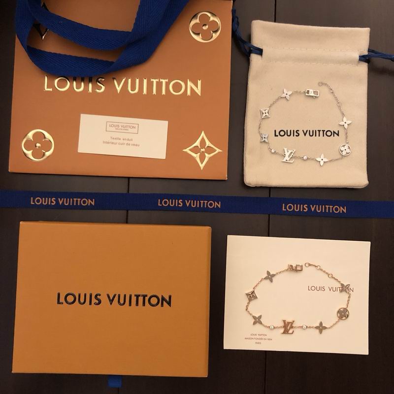 LV Bracelet 04yxh89 (7)