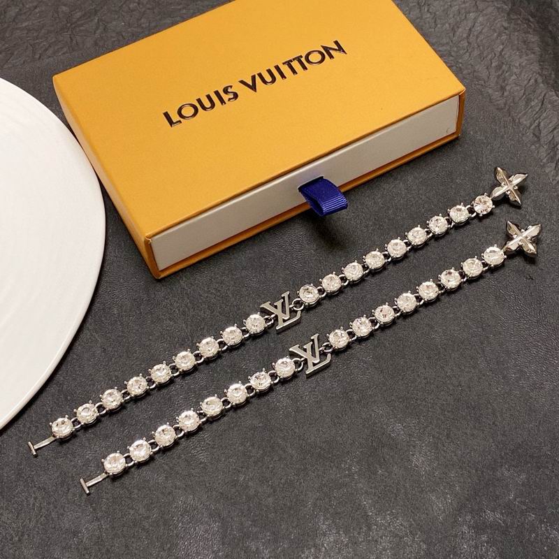 LV Bracelet 04yxh91 (6)