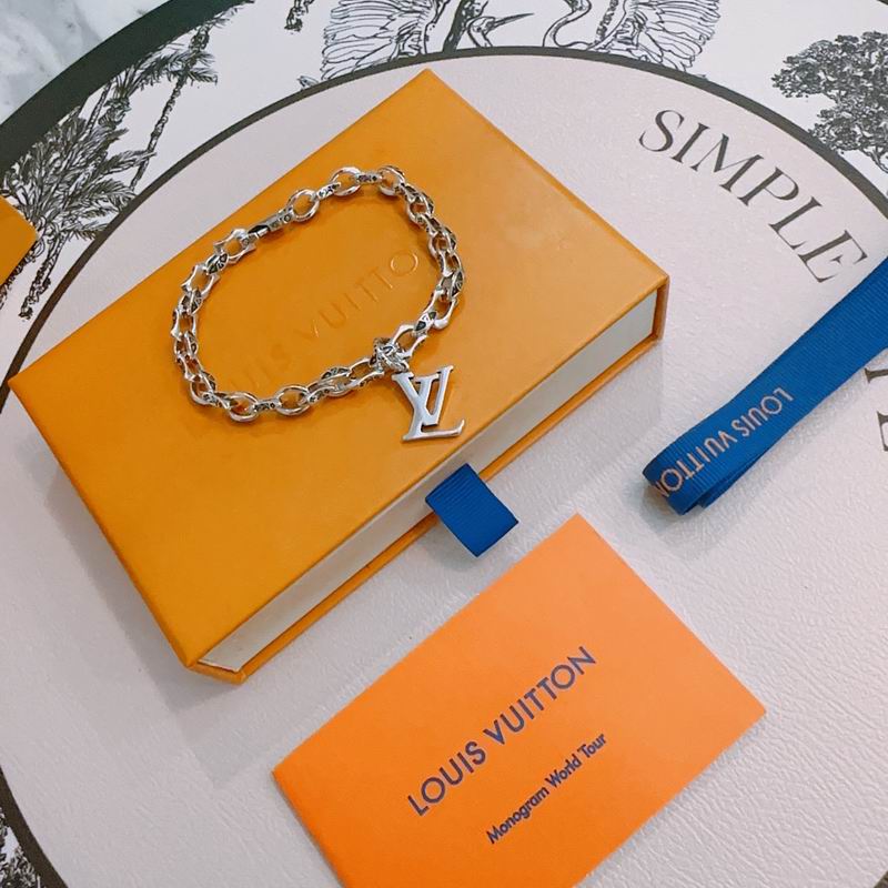 LV Bracelet 04yxh96 (4)