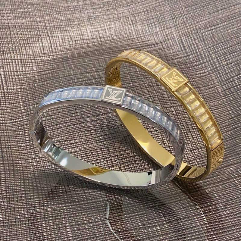 LV Bracelet 05yxh02 (5)