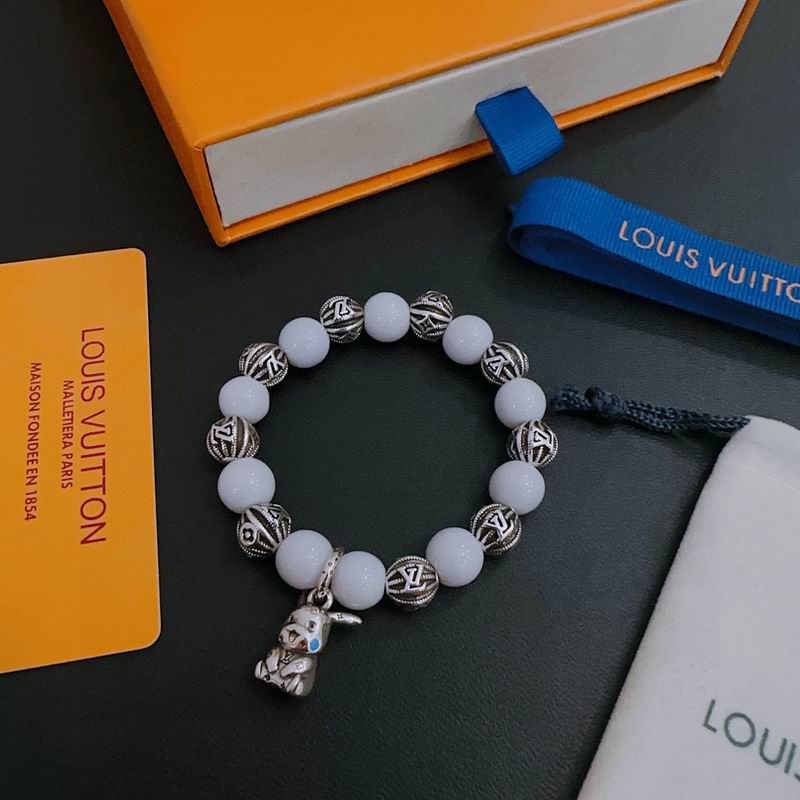 LV Bracelet 05yxh06 (1)