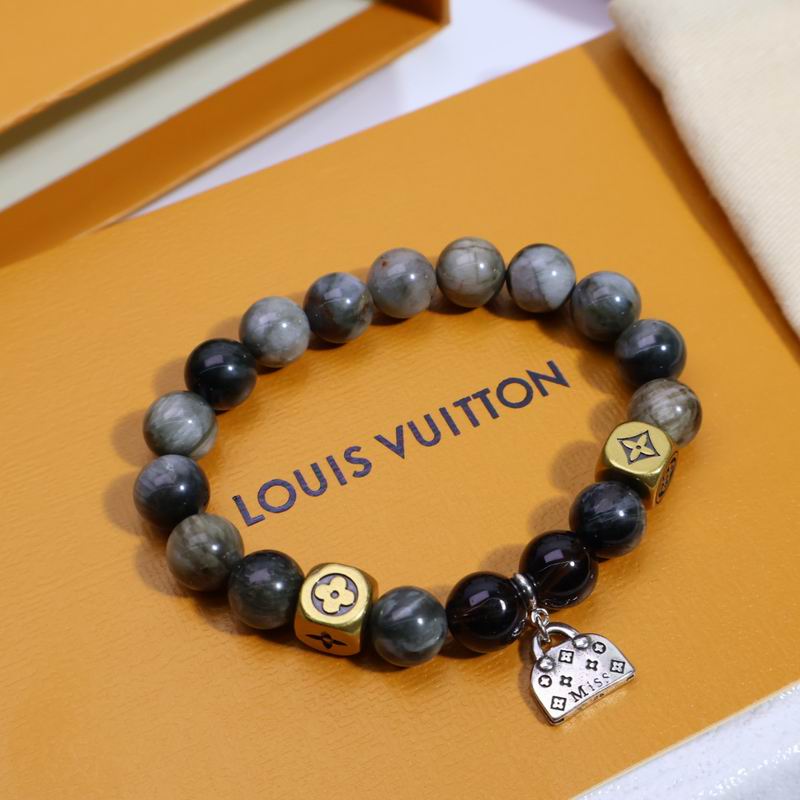 LV Bracelet 05yxh08 (2)