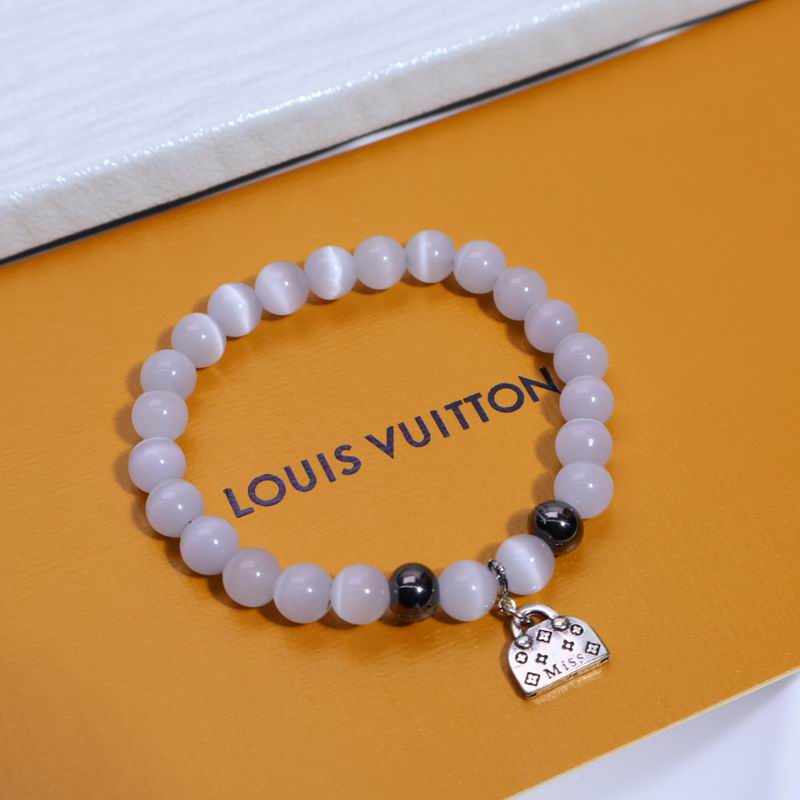 LV Bracelet 05yxh09 (1)