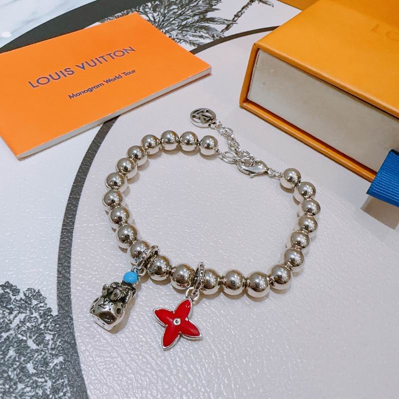 LV Bracelet 05yxh10 (1)