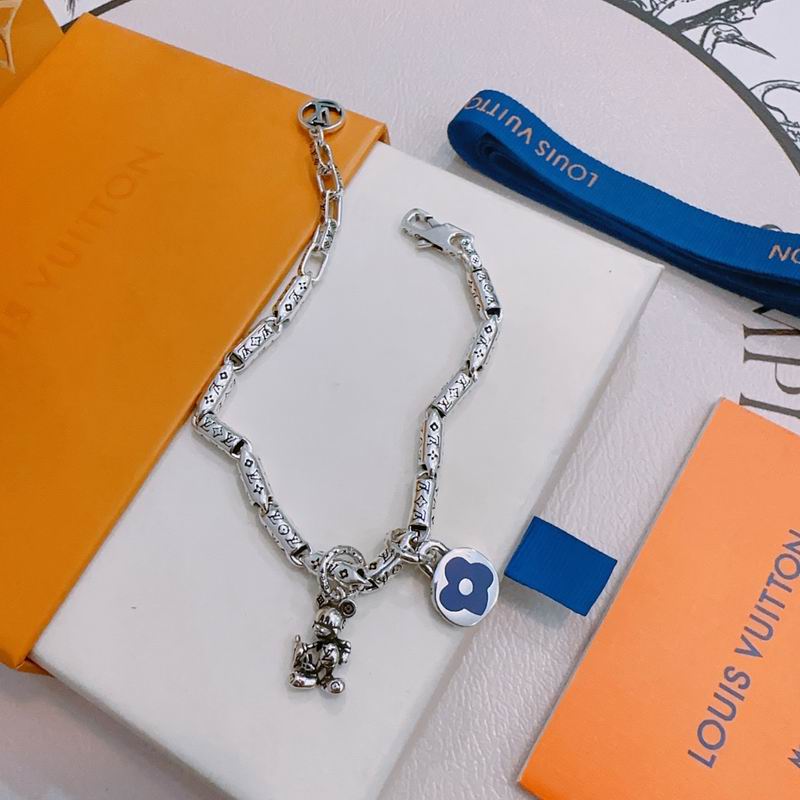 LV Bracelet 05yxh105 (2)