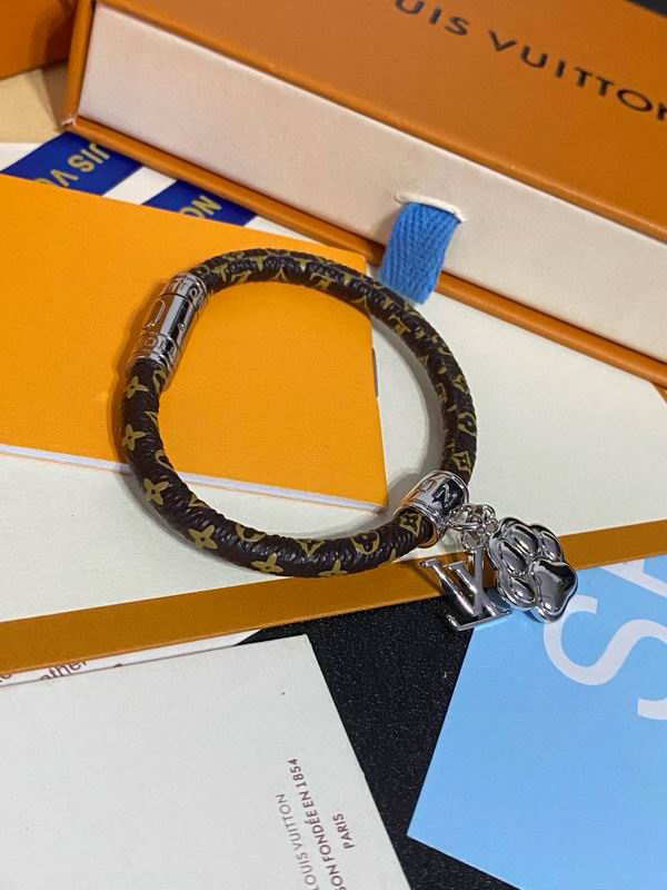 LV Bracelet 05yxh107 (5)