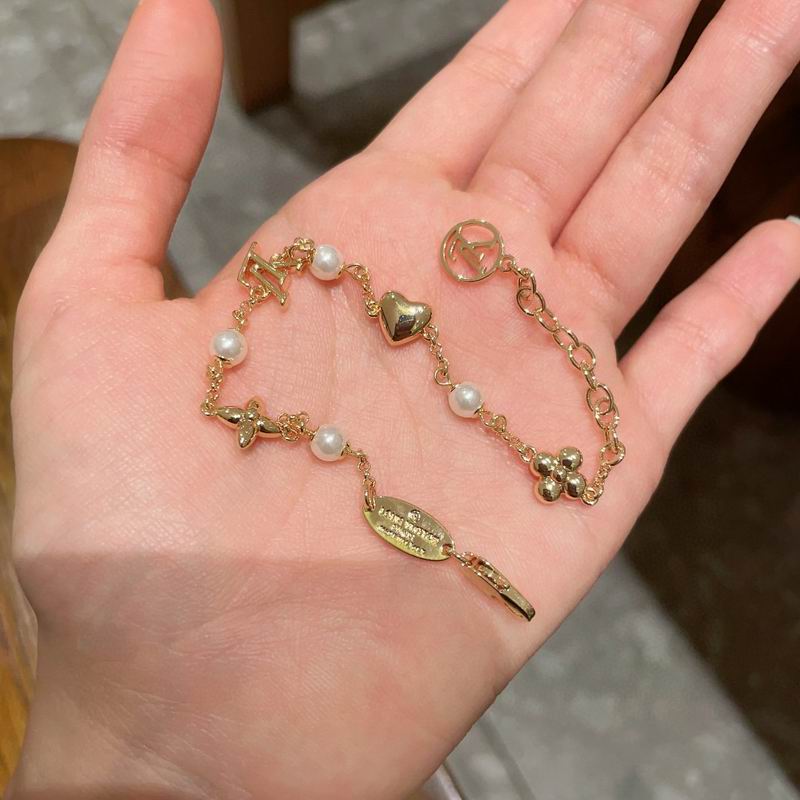 LV Bracelet 05yxh108 (5)