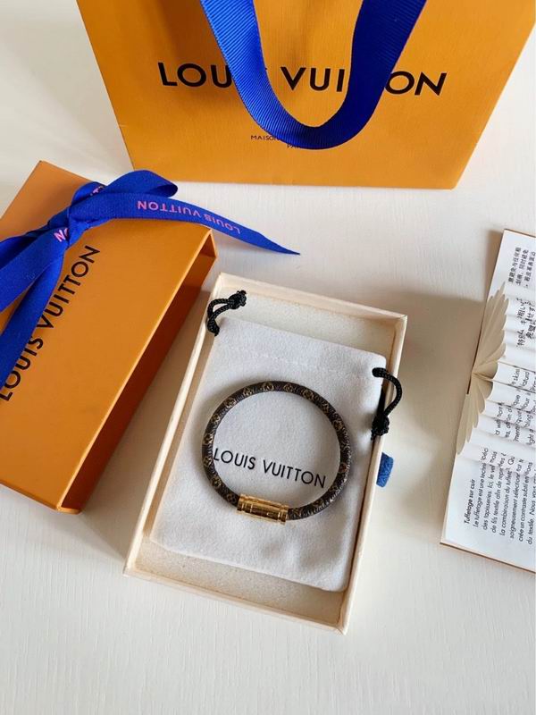 LV Bracelet 05yxh109 (2)