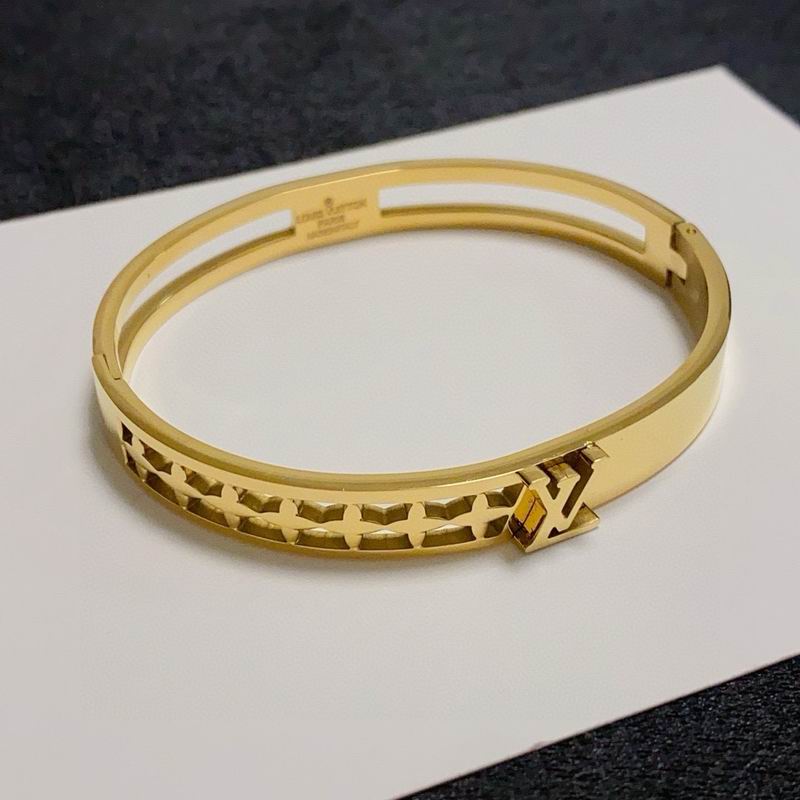 LV Bracelet 05yxh111 (1)