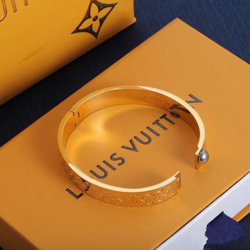 LV Bracelet 05yxh112 (5)