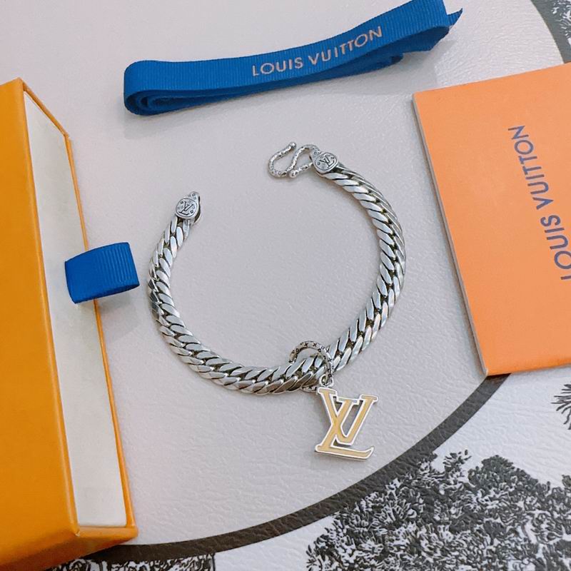 LV Bracelet 05yxh116 (4)