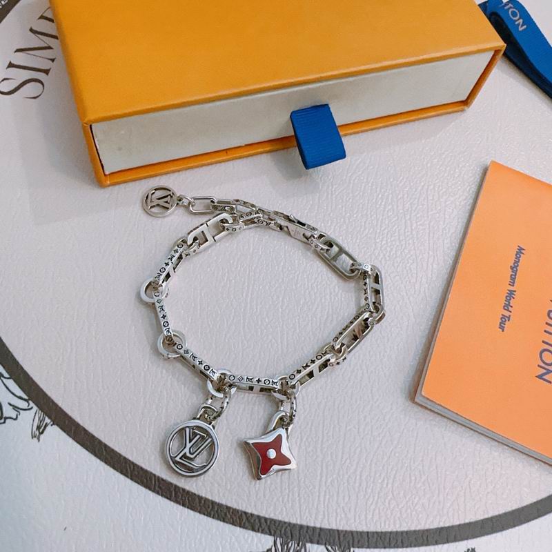 LV Bracelet 05yxh120 (1)