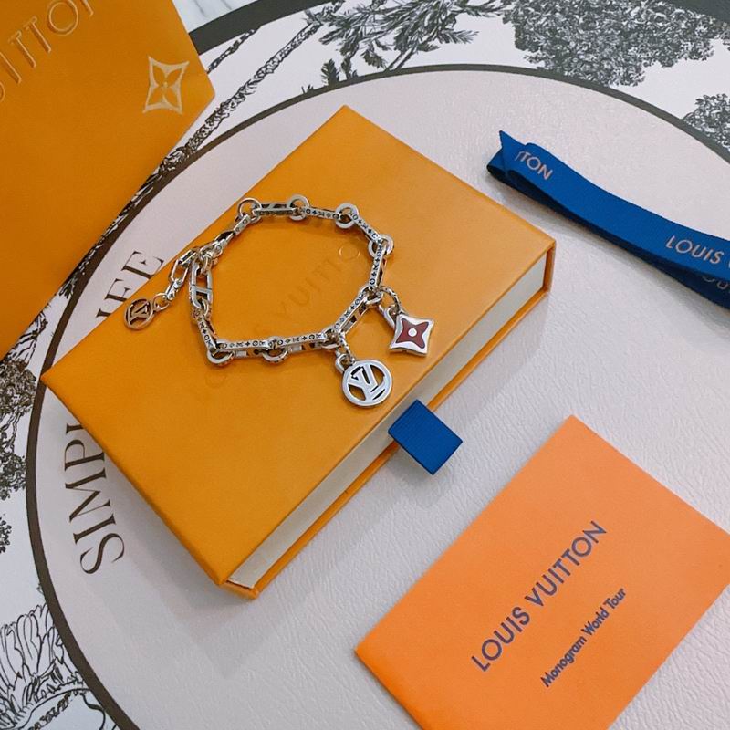 LV Bracelet 05yxh120 (2)