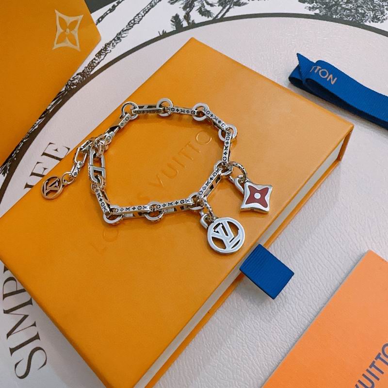 LV Bracelet 05yxh120 (4)