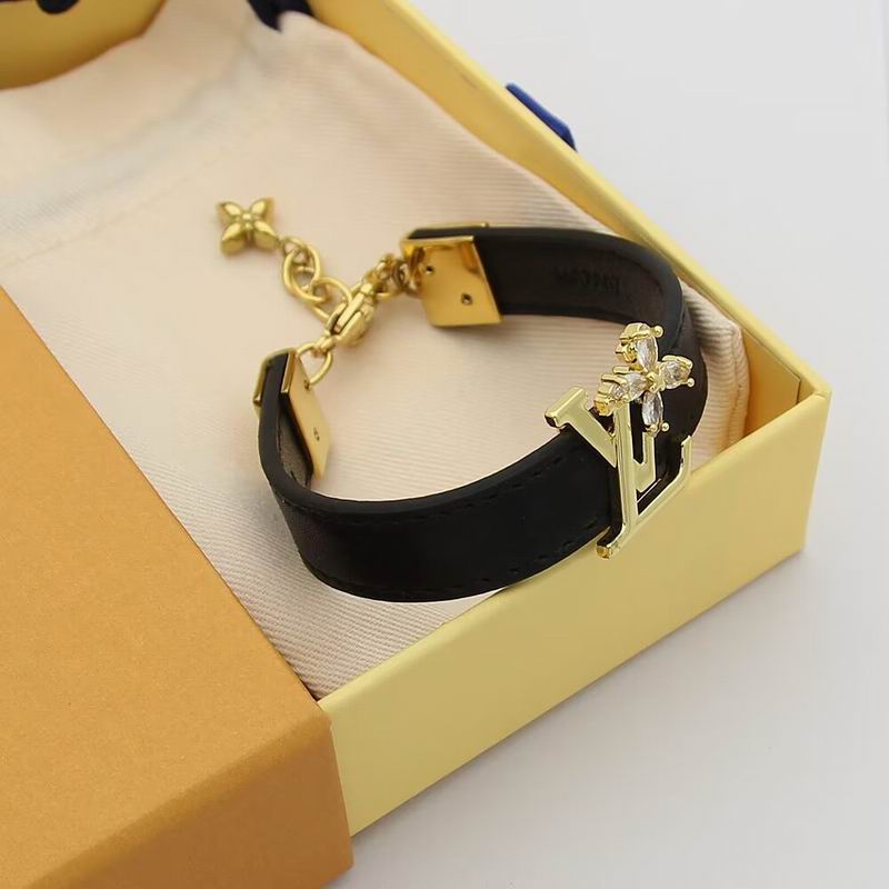 LV Bracelet 05yxh123 (7)