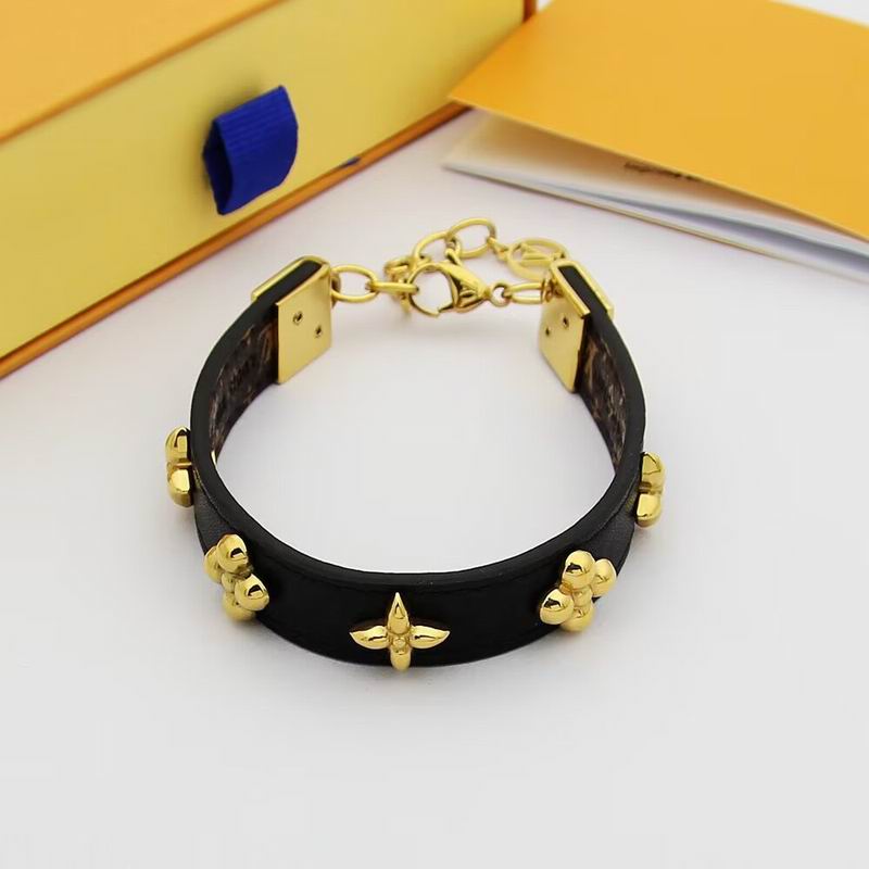 LV Bracelet 05yxh124 (5)