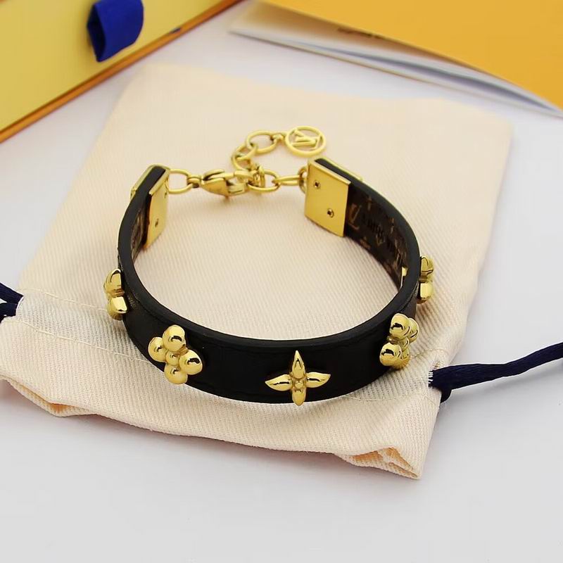 LV Bracelet 05yxh124 (6)