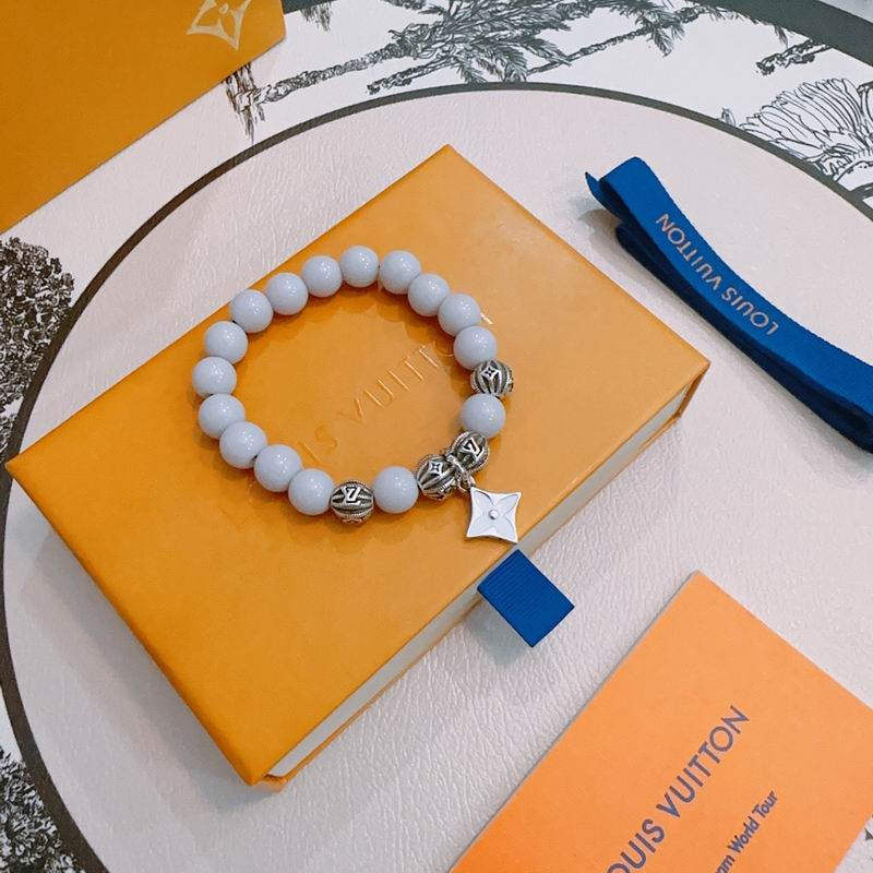 LV Bracelet 05yxh16 (3)