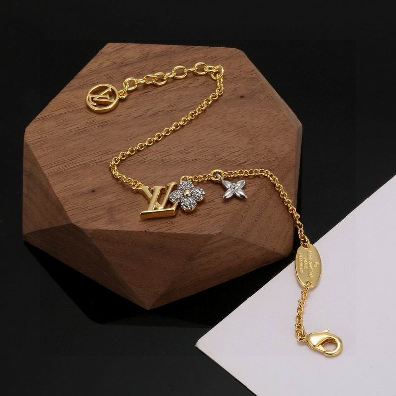 LV Bracelet 05yxh17 (6)