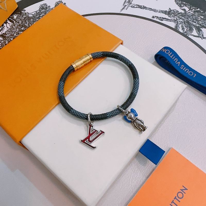 LV Bracelet 05yxh19 (2)