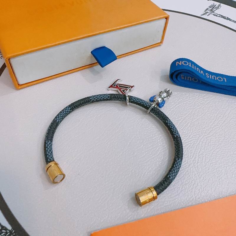 LV Bracelet 05yxh19 (4)