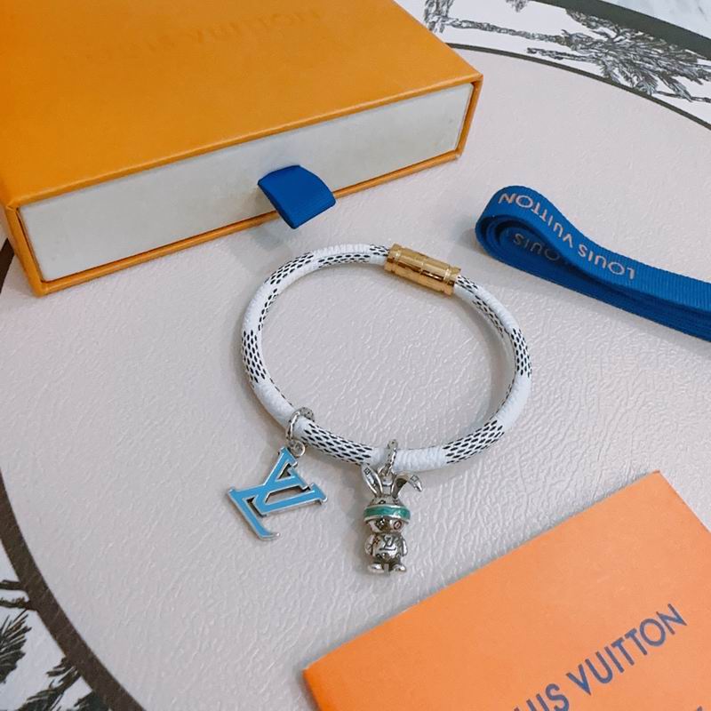 LV Bracelet 05yxh20 (3)